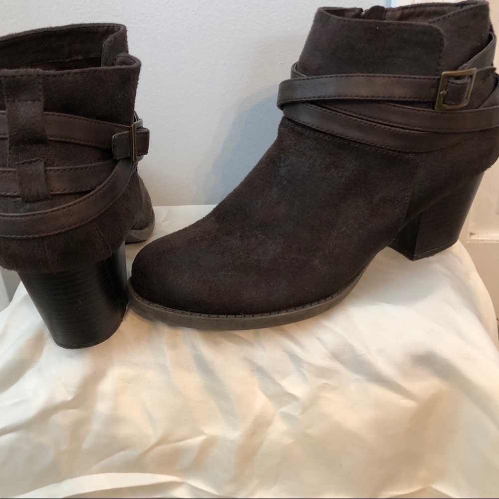 Ladies Brown Booties